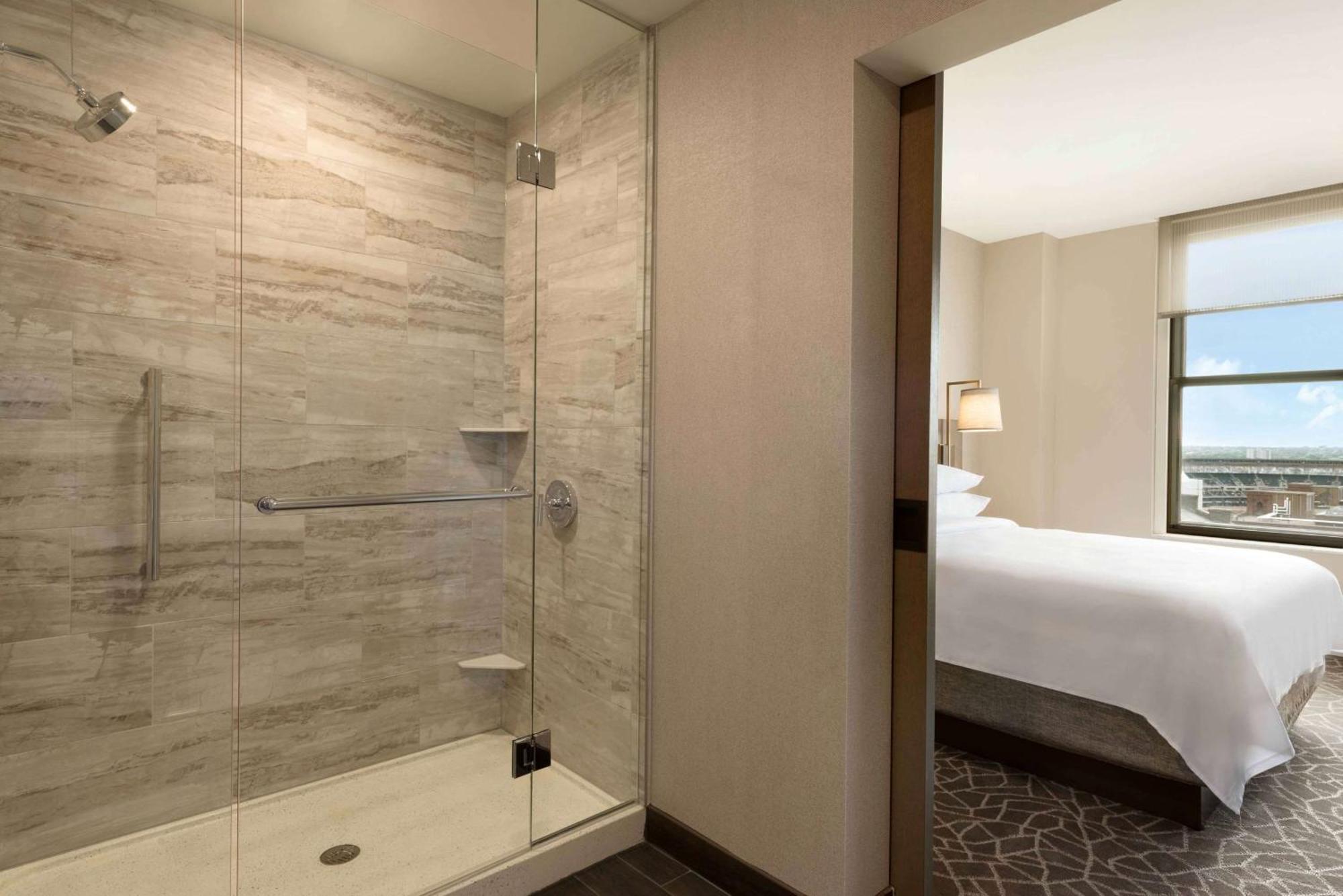 Embassy Suites By Hilton Minneapolis Downtown Hotel Kültér fotó